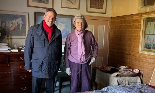 Jonathan Djanogly MP visits Manor Hemingford Grey